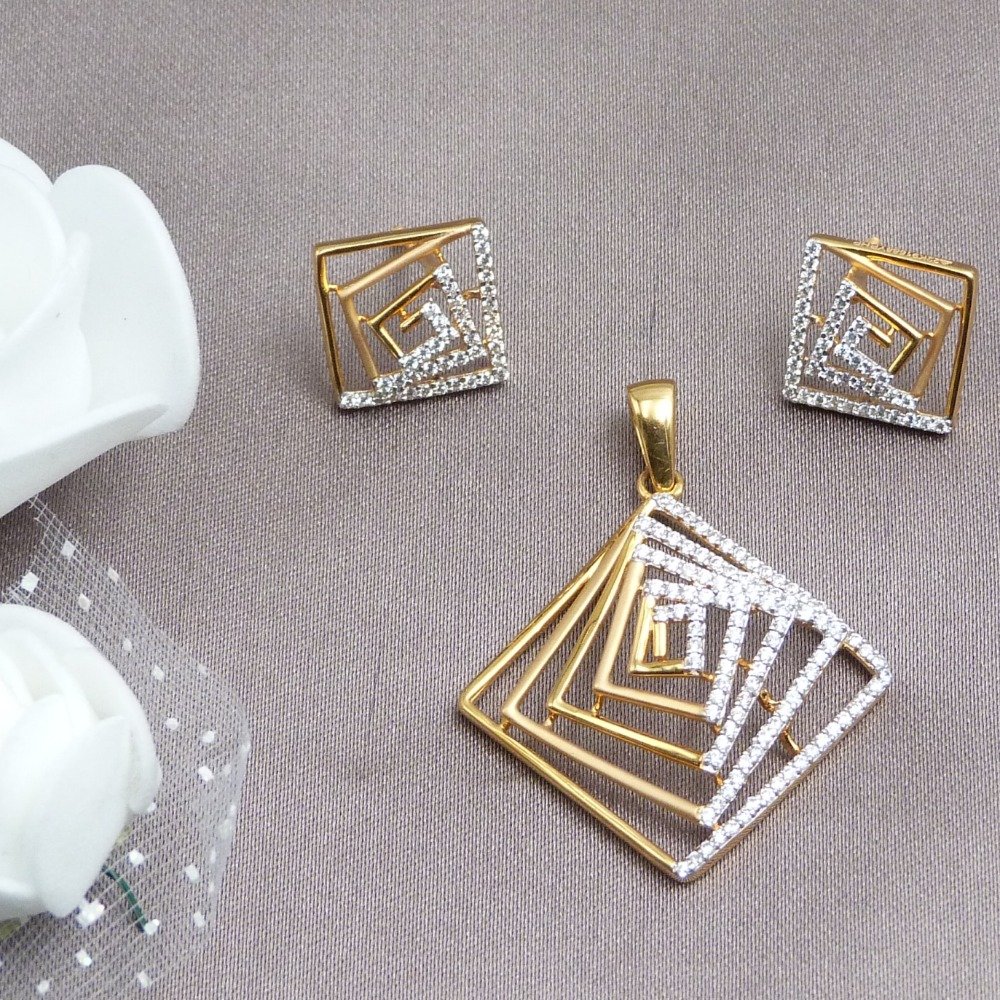 Squares inside cz 22k gold pendant set