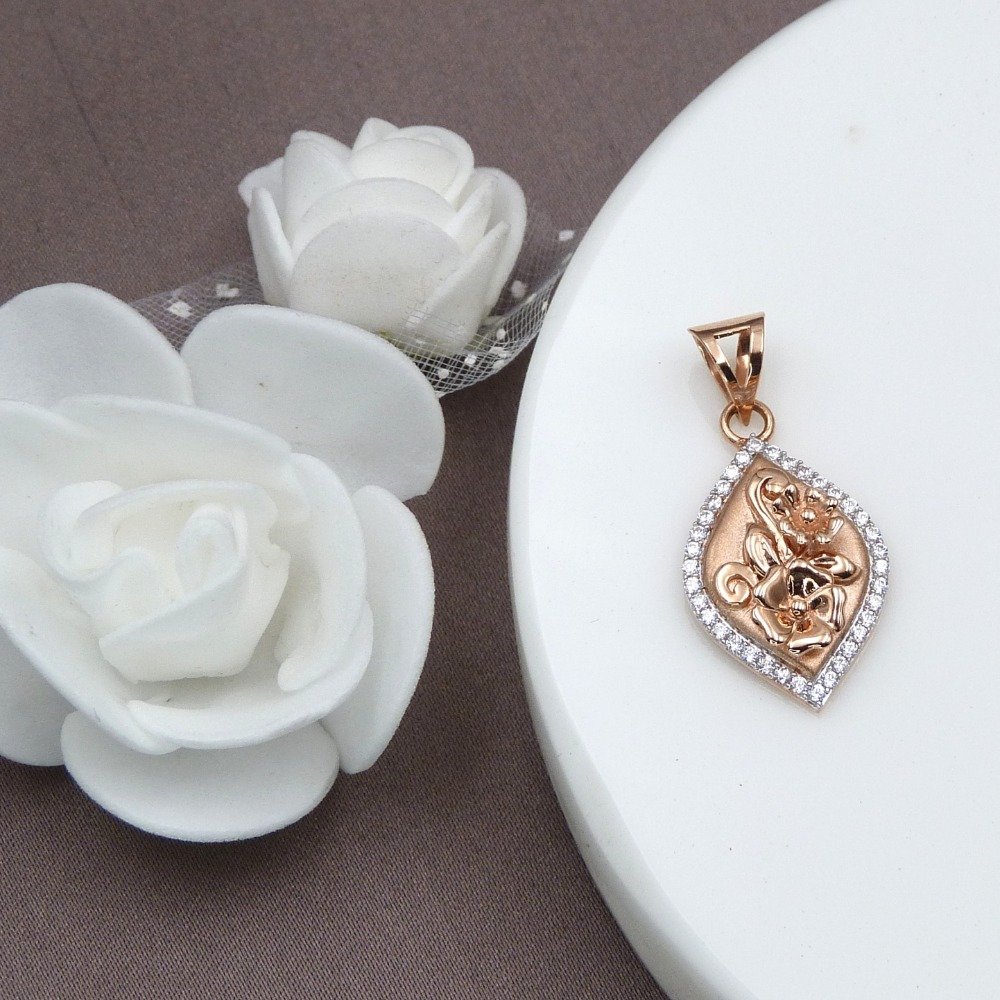 Flower 18k Rose Gold Pendant